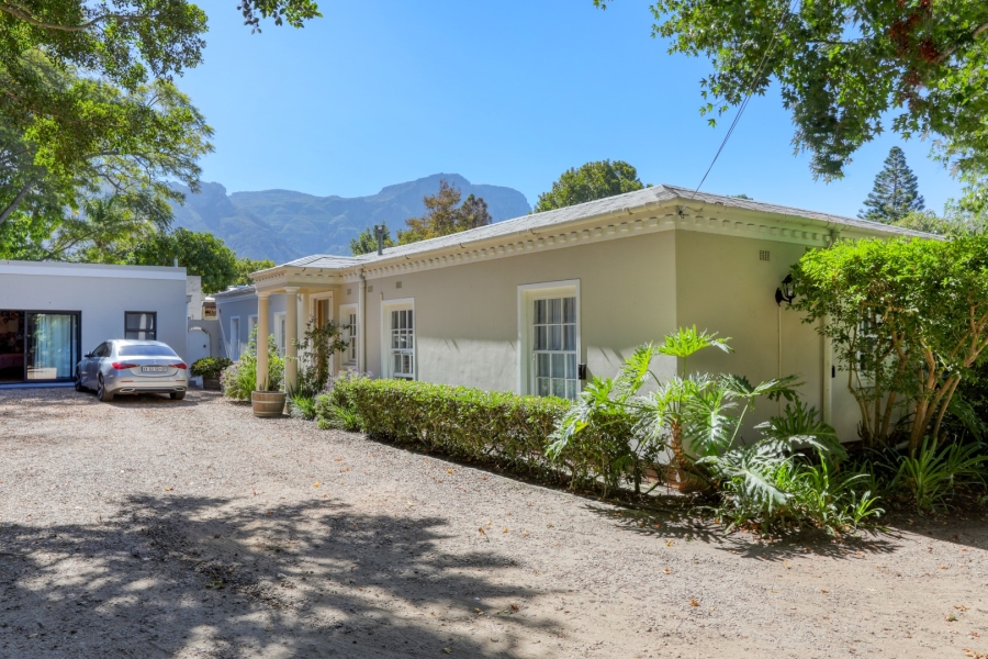 4 Bedroom Property for Sale in Constantia Western Cape